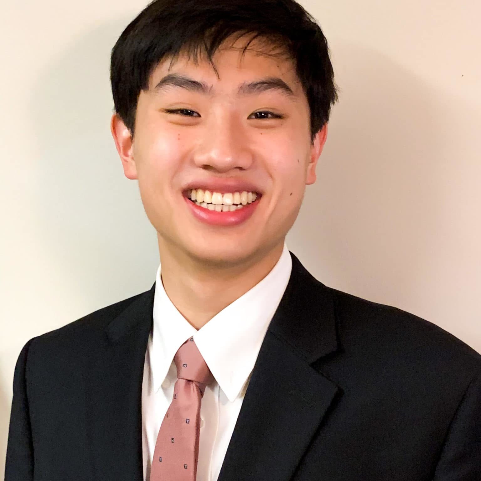 Qin, Andrew headshot of Andrew Qin